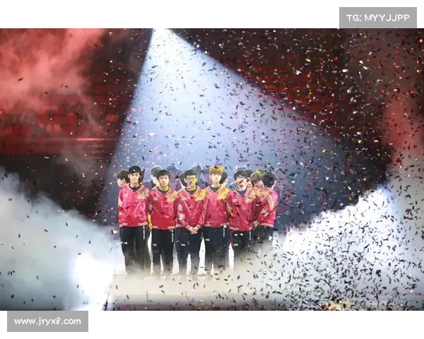 英雄联盟S赛S6传奇回顾：决战之巅的永恒记忆与震撼时刻